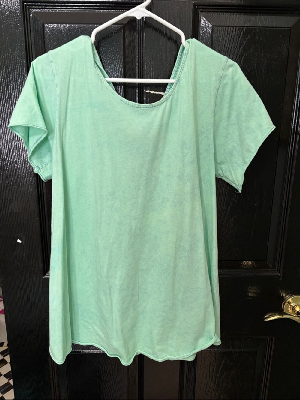 Altered State like new Women's Mint Short Sleeve Scoop Neck Top